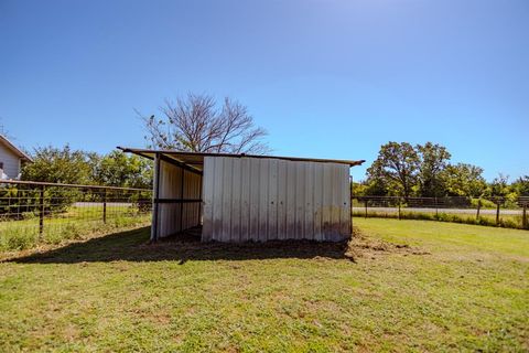 A home in Sulphur Springs