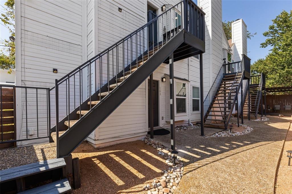5963 Ross Ave Condos - Residential