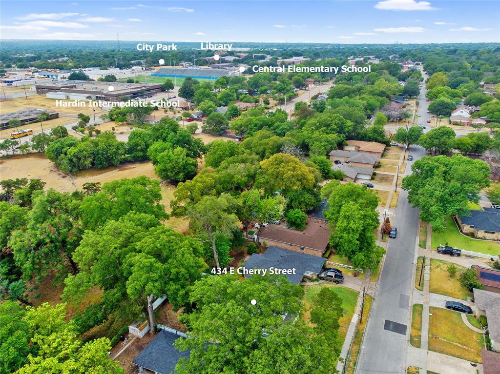 Fairmeadows 10 - Residential