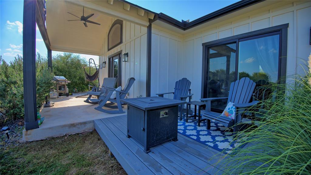140 Lago Lane