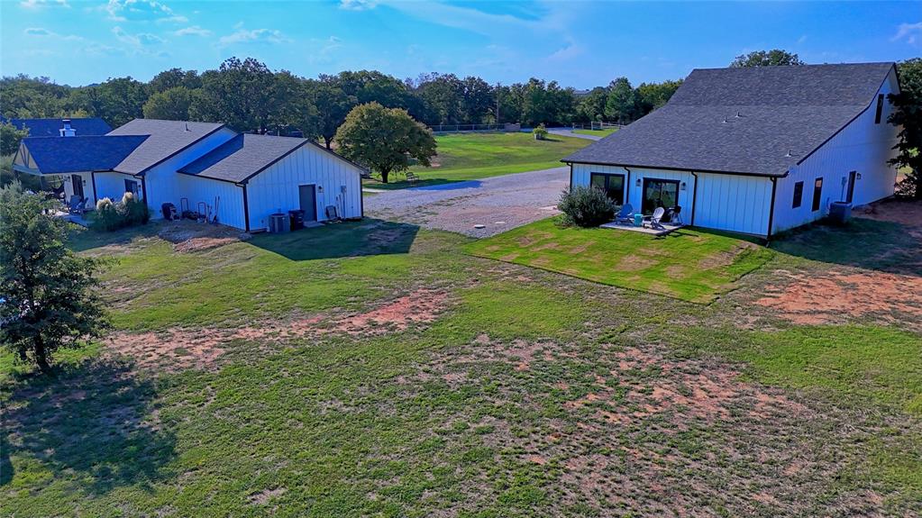 140 Lago Lane