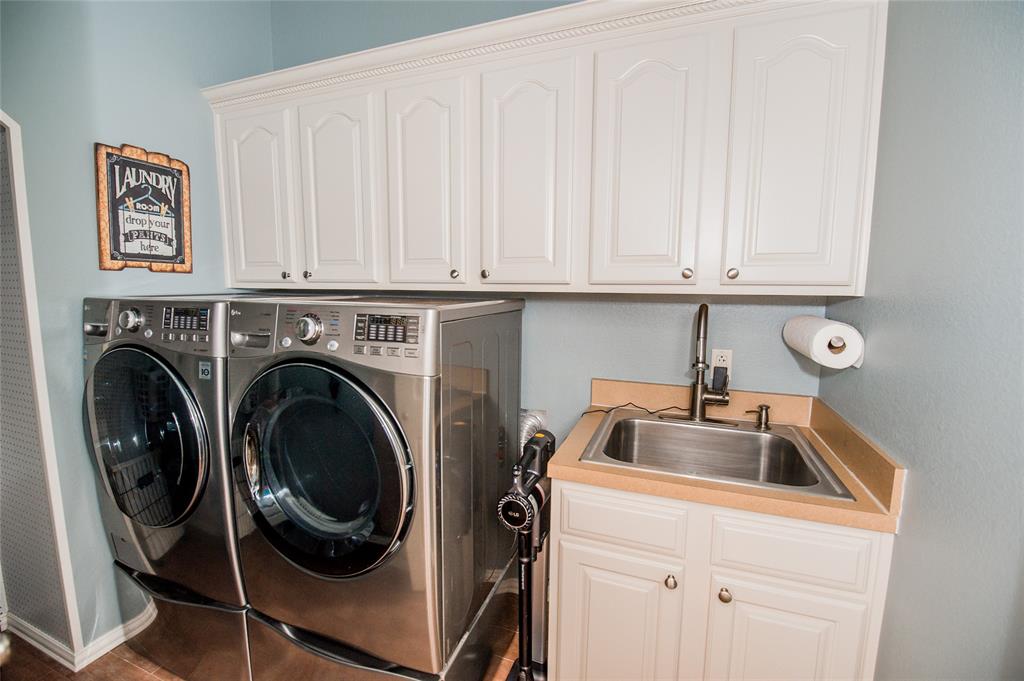 Townhomes Of Thorntree Ph 02 - Residential Lease