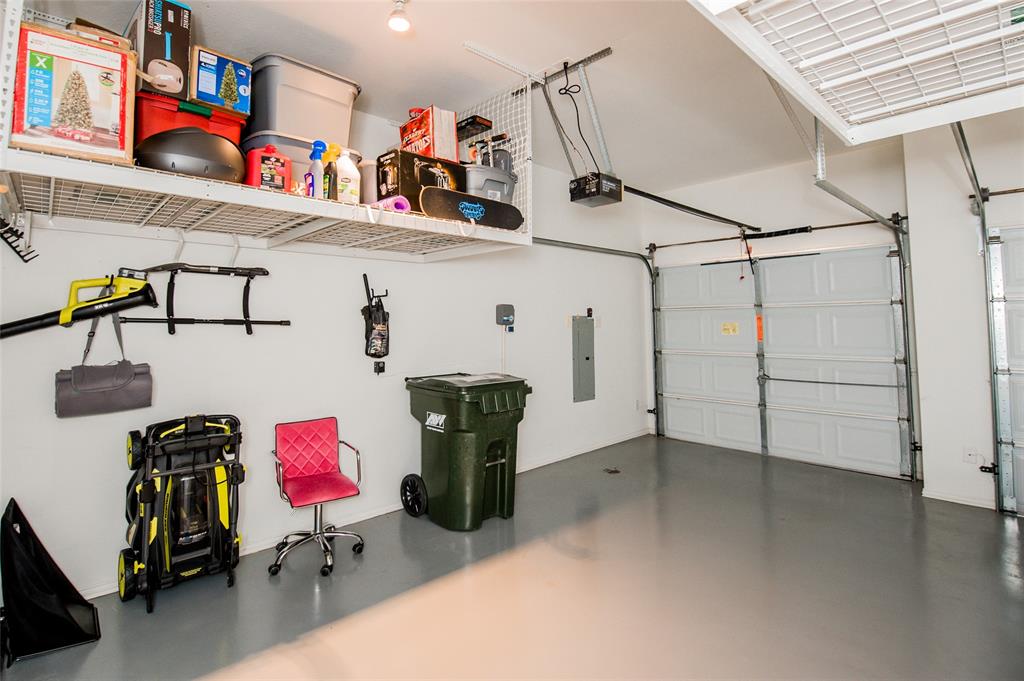 Townhomes Of Thorntree Ph 02 - Residential Lease