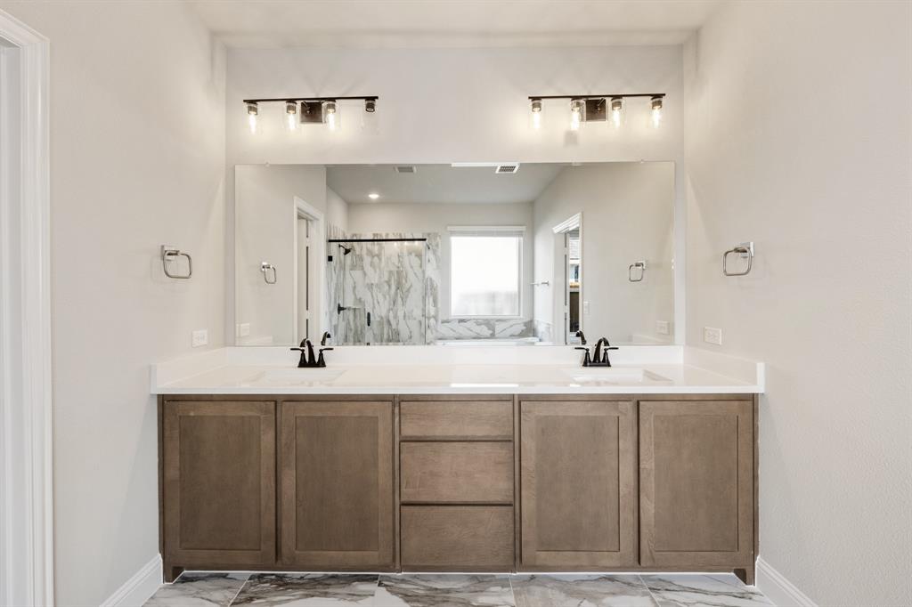 Sonoma Verde - Residential