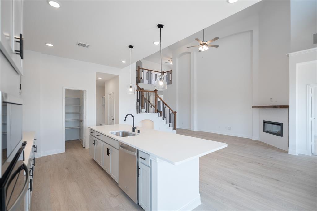 7118 Blackbrush Drive