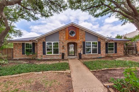 9666 Whitehurst Drive Dallas TX 75243
