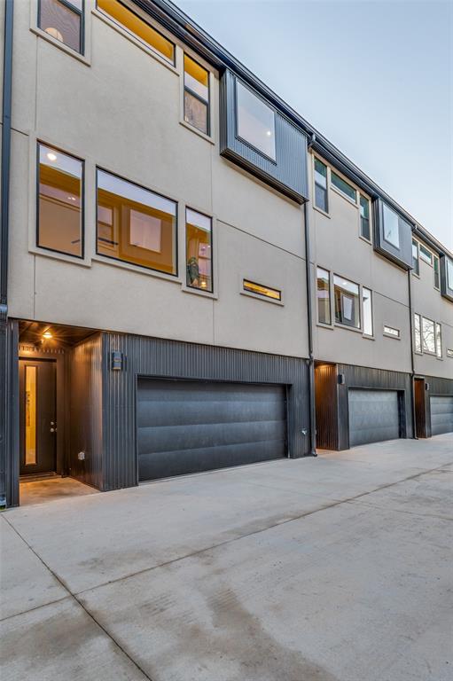 2906 Hawthorne Avenue 101