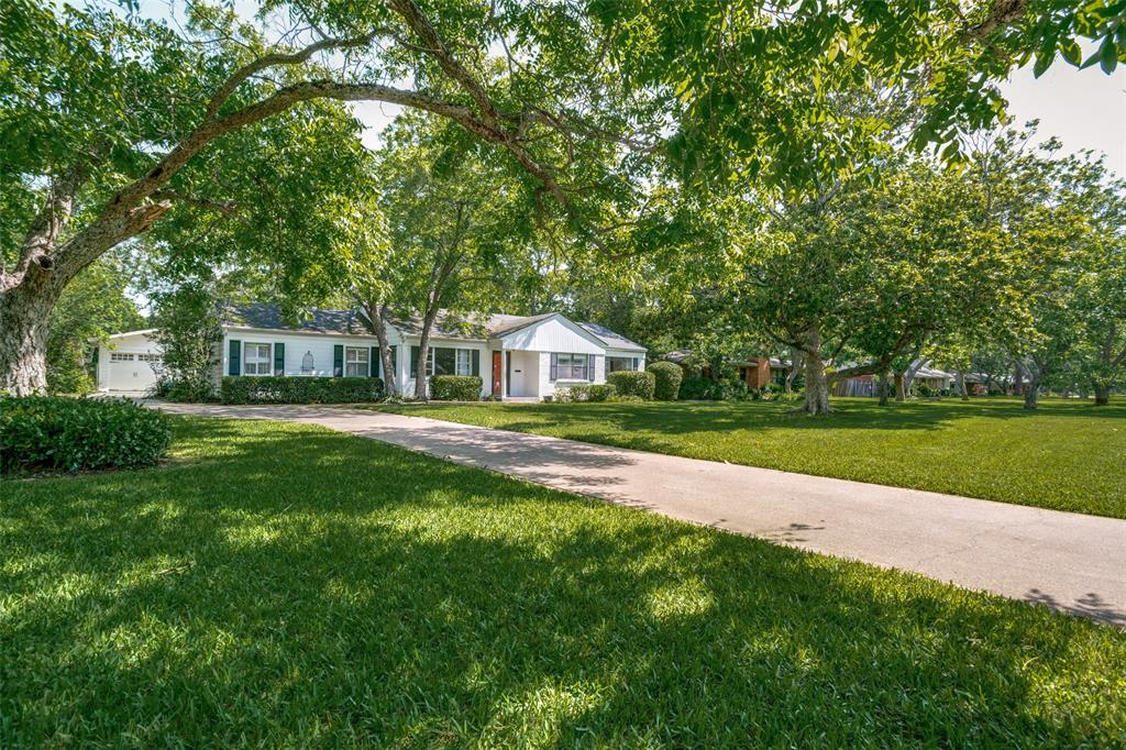1405 Southwood Boulevard