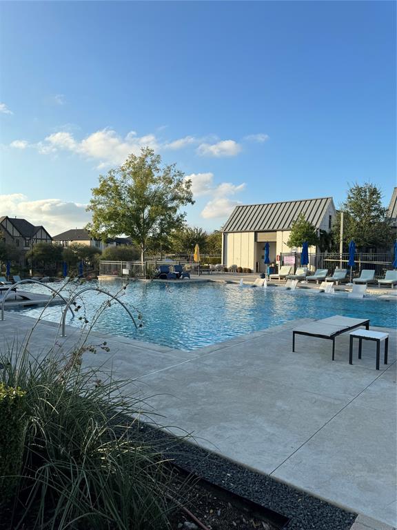 GROVE FRISCO PHASE 7 - Residential Lease