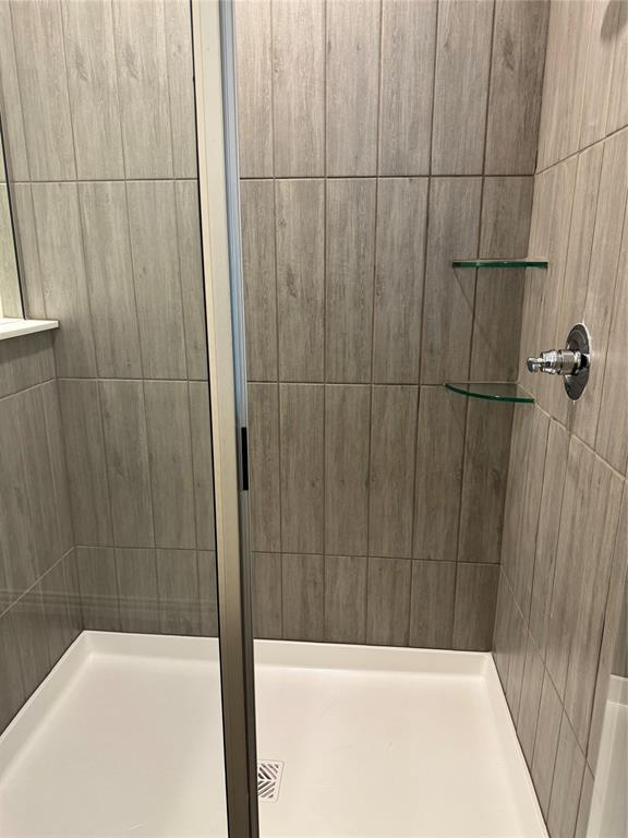 GROVE FRISCO PHASE 7 - Residential Lease