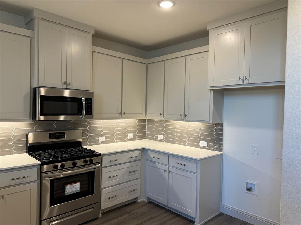 GROVE FRISCO PHASE 7 - Residential Lease