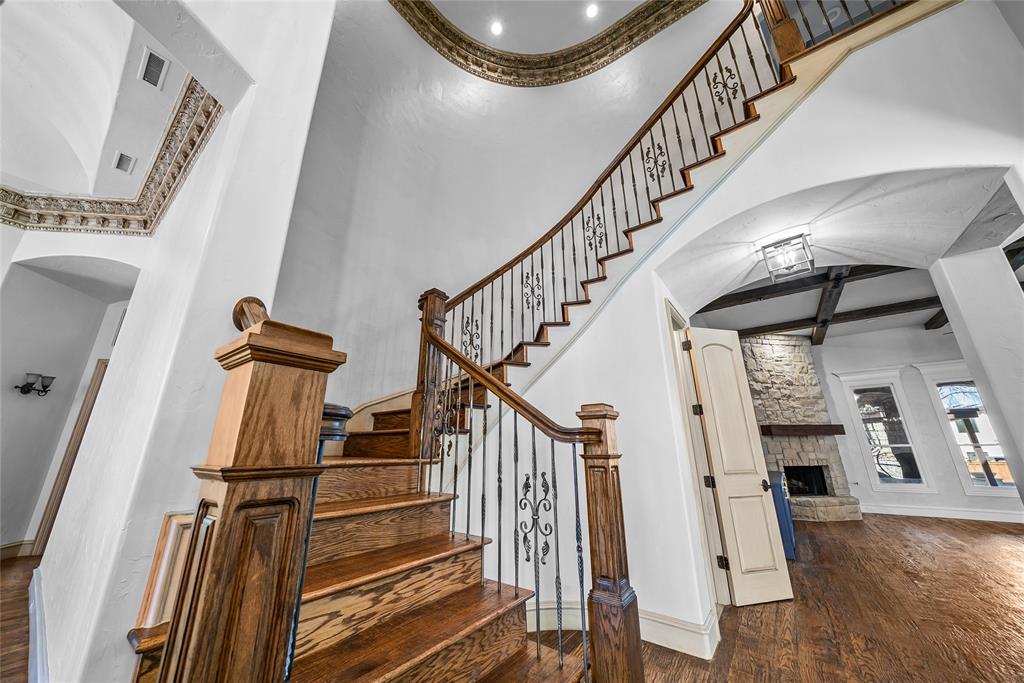 4900 Rockrimmon Court