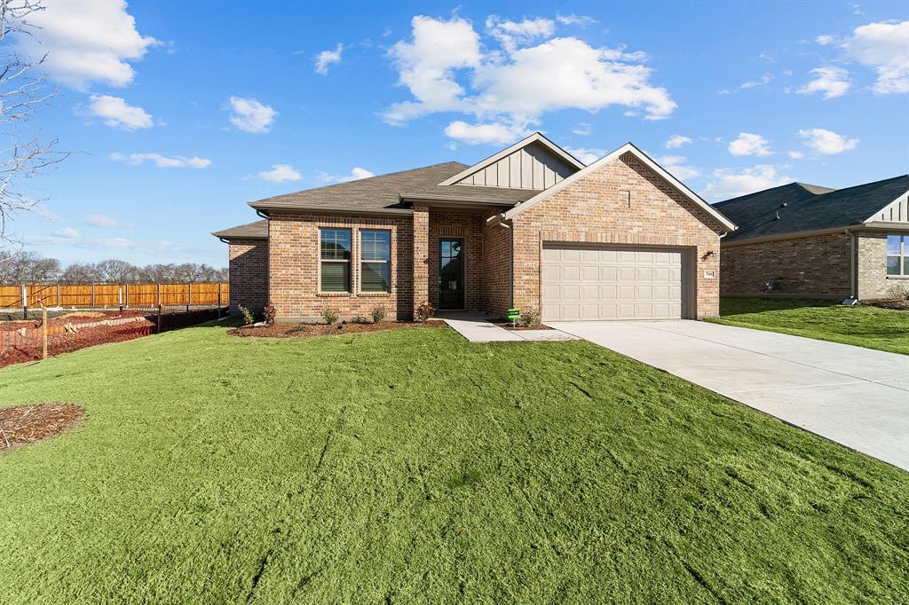 1422 Red Clover Avenue
