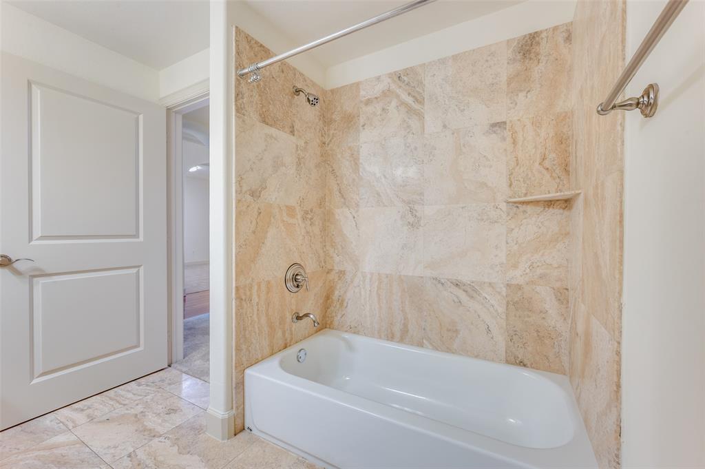 Vallera Condo - Residential