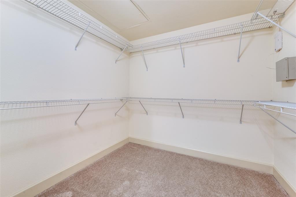 Vallera Condo - Residential