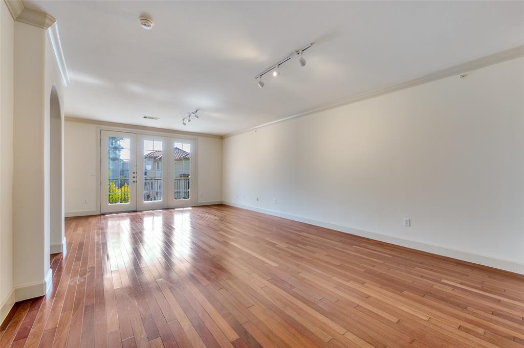 Vallera Condo - Residential