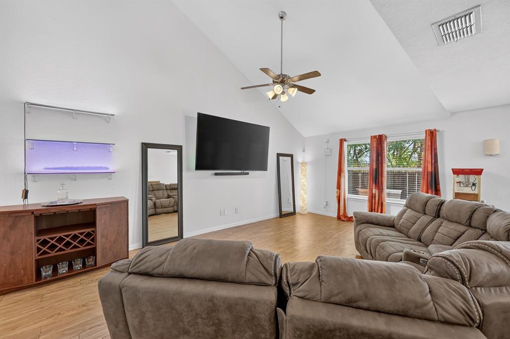 765 River Hill Lane