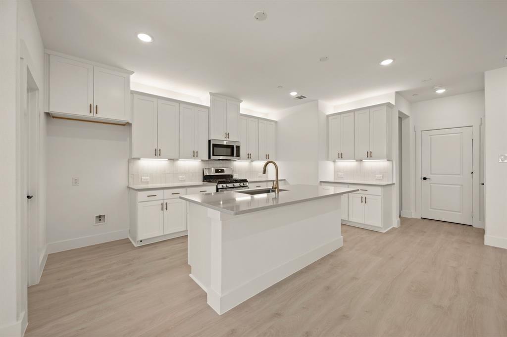 Mosaic - Residential