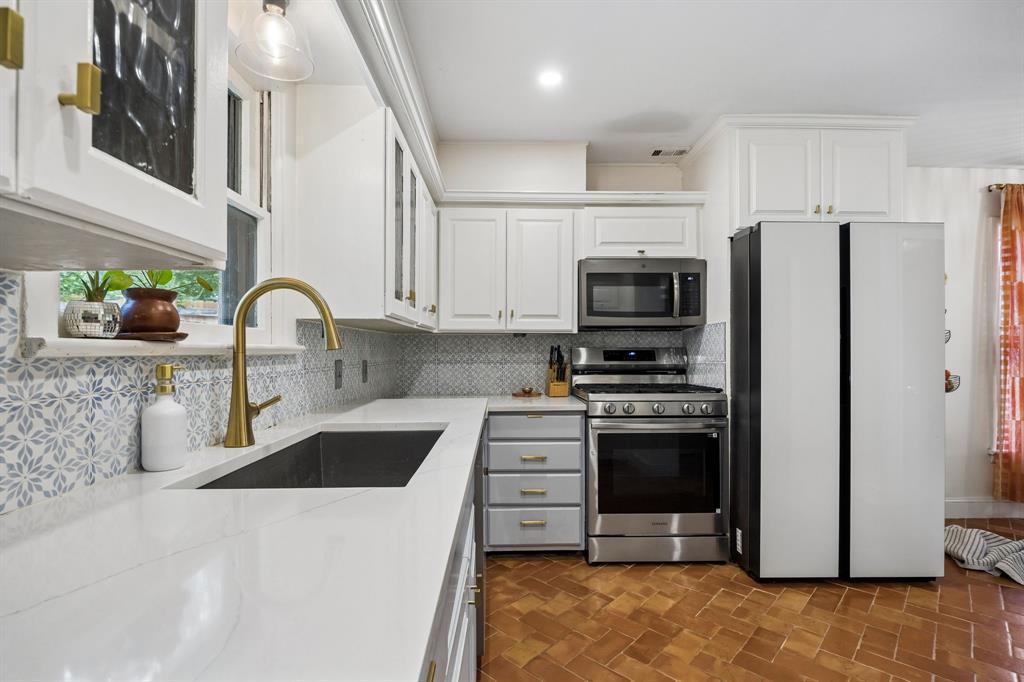 Elmwood Add - Residential