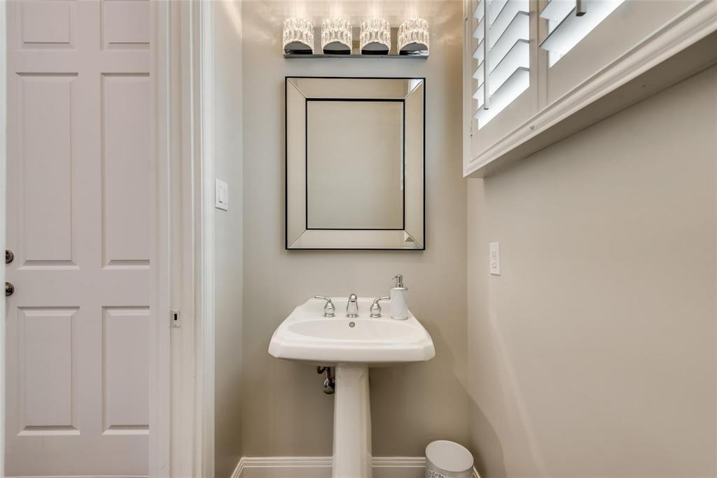 Crescent Lane 02 - Residential Lease