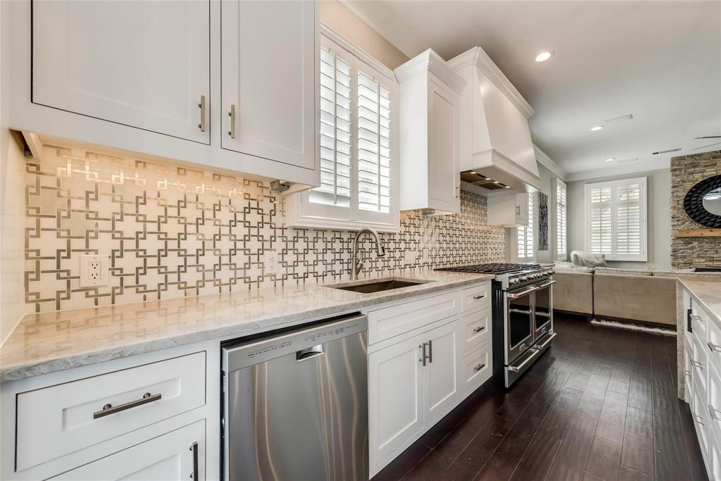 Crescent Lane 02 - Residential Lease