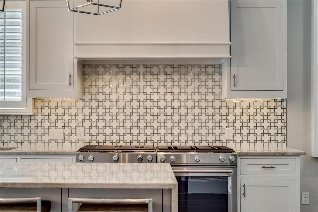 Crescent Lane 02 - Residential Lease