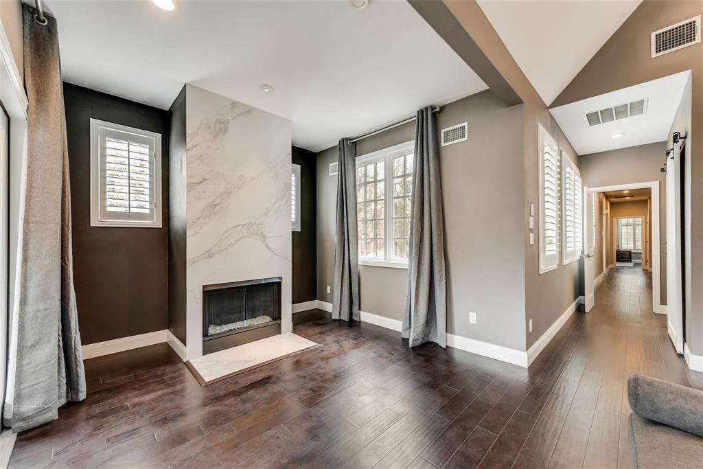 Crescent Lane 02 - Residential Lease