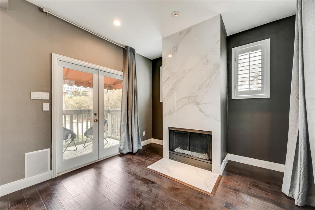 Crescent Lane 02 - Residential Lease