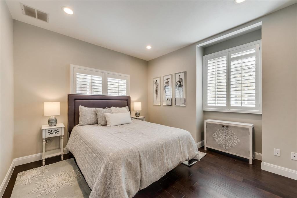 Crescent Lane 02 - Residential Lease