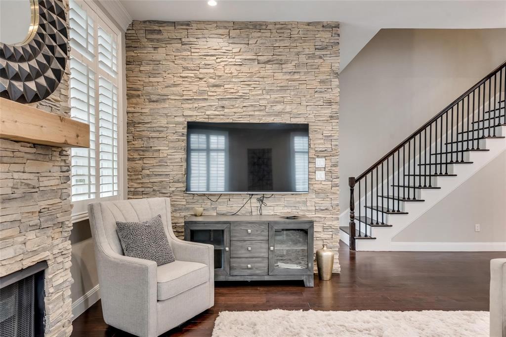 Crescent Lane 02 - Residential Lease