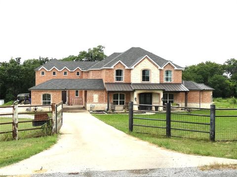 1851 Durning Road Van Alstyne TX 75495