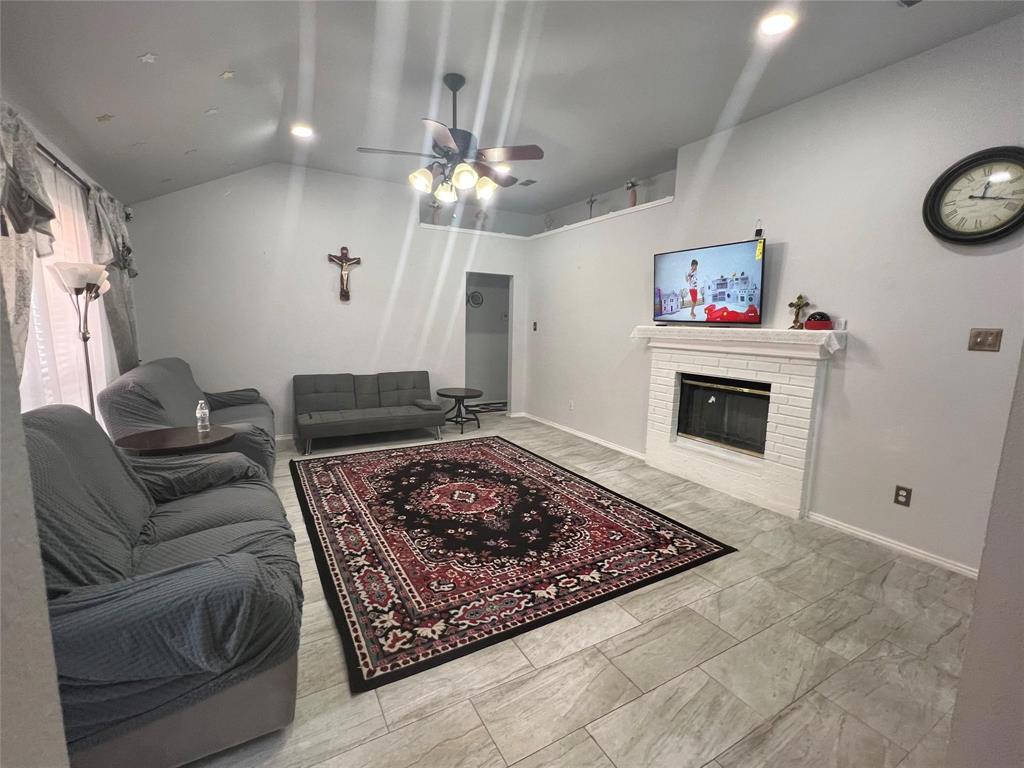 Lakes of River Trails - Residential Lease