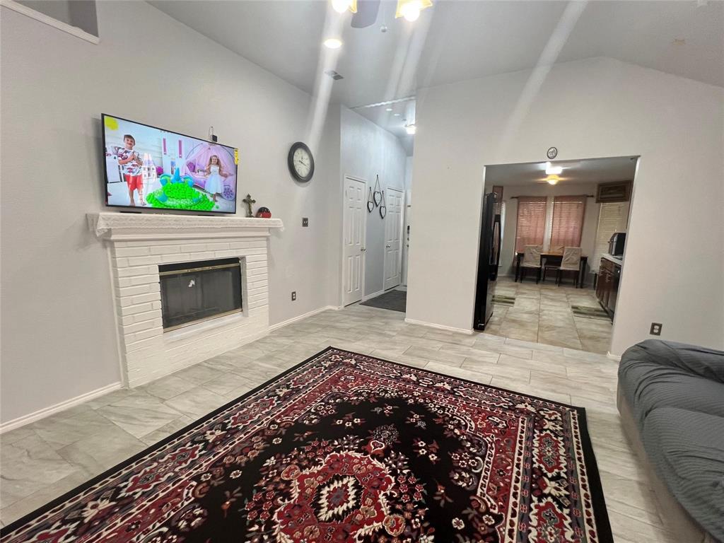 Lakes of River Trails - Residential Lease