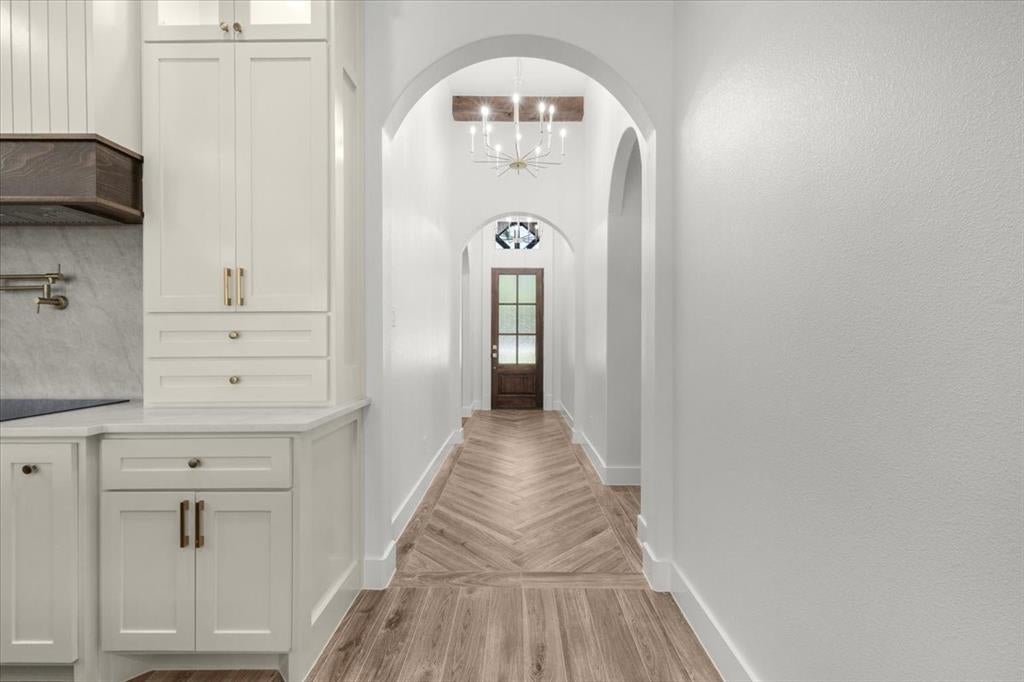 3303 Hiawatha Trail