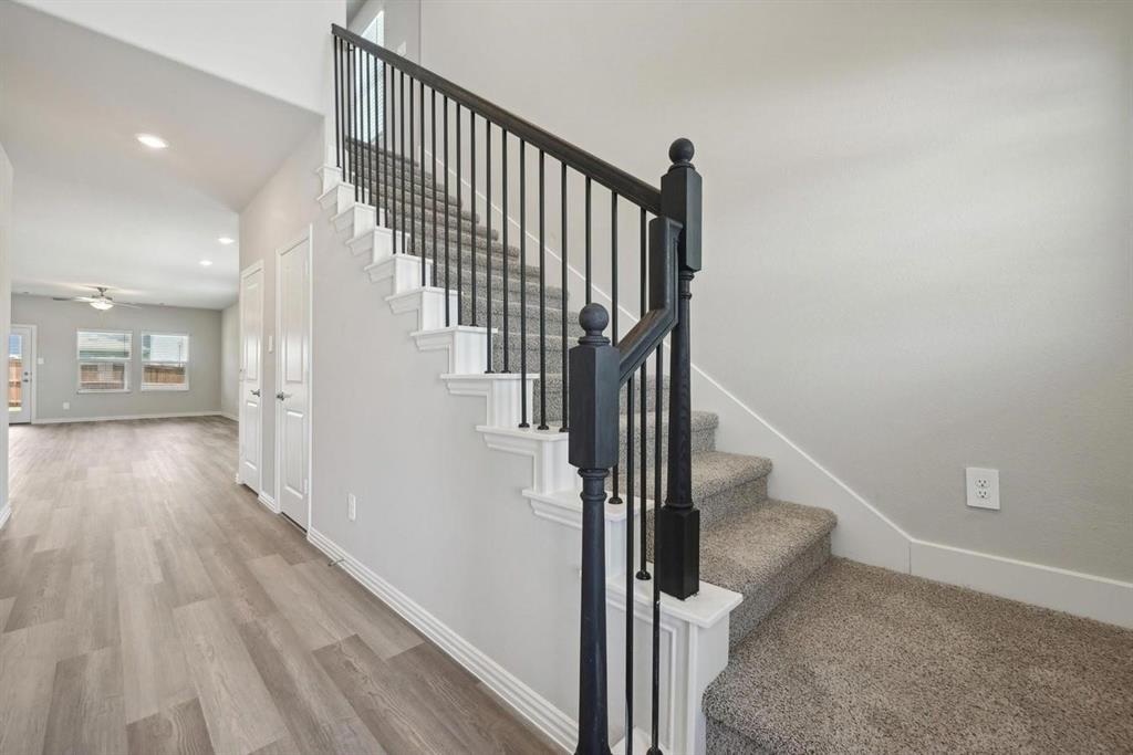 Lakehaven Ph 3 - Residential Lease