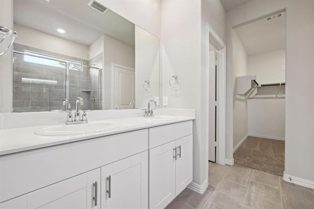 Lakehaven Ph 3 - Residential Lease