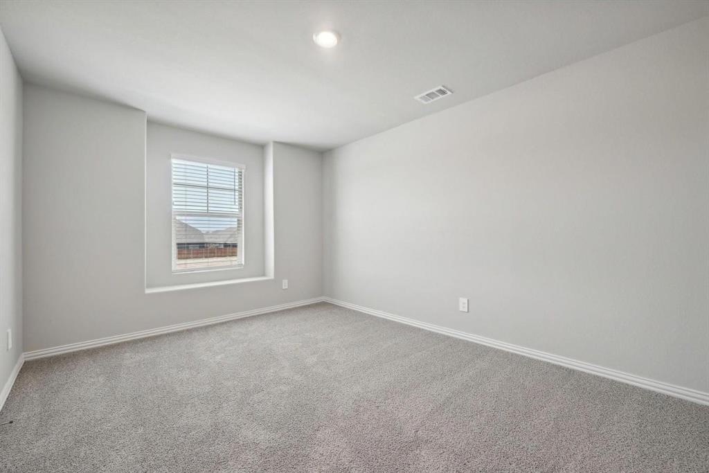 Lakehaven Ph 3 - Residential Lease