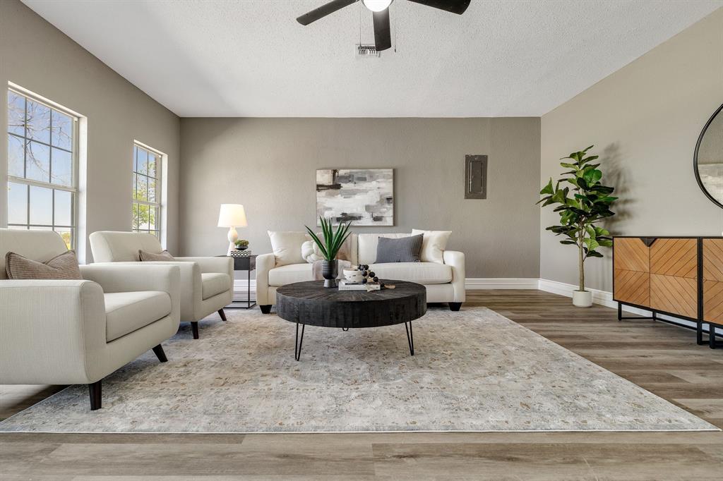 Decatur, Texas 76234, United States, 3 Bedrooms Bedrooms, ,2 BathroomsBathrooms,Residential,Active,110331