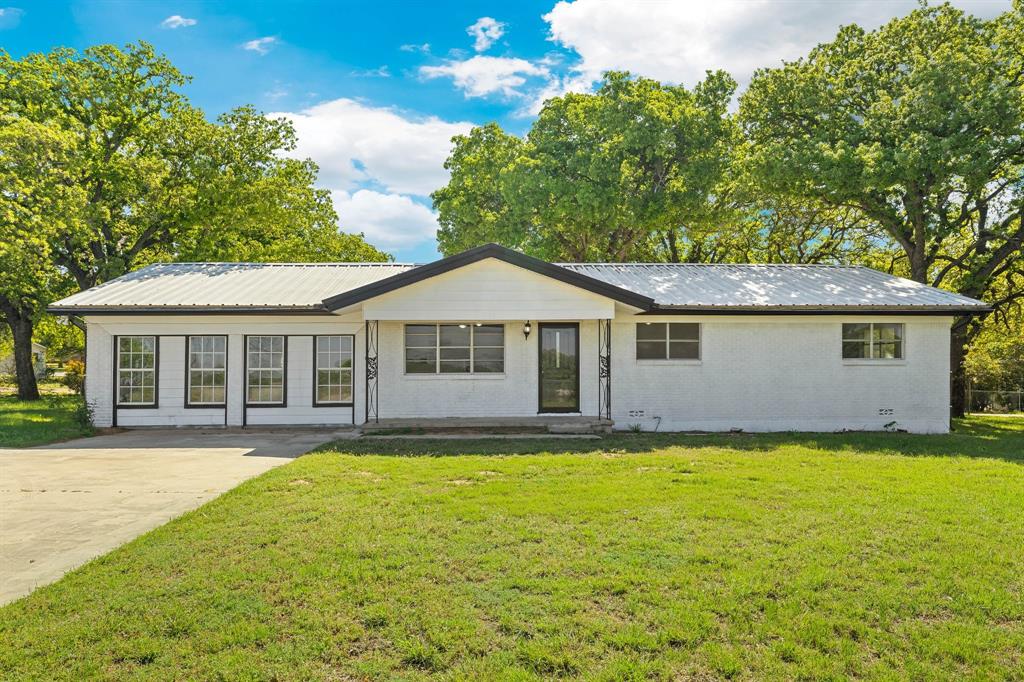 Decatur, Texas 76234, United States, 3 Bedrooms Bedrooms, ,2 BathroomsBathrooms,Residential,Active,110331