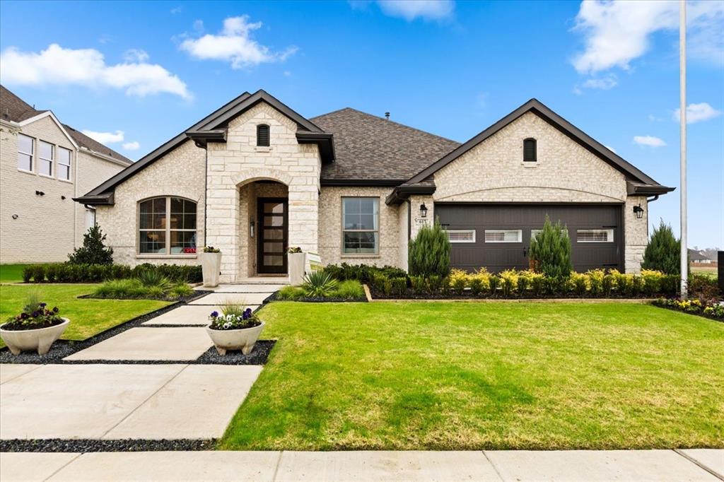 View Waxahachie, TX 75165 house