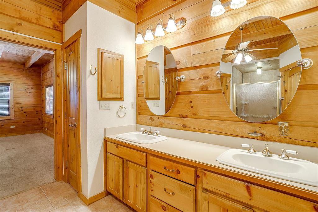 Bentwater On Lake Granbury Sec One - Residential