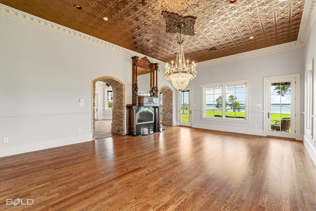 Ferry Lake Road - Residential