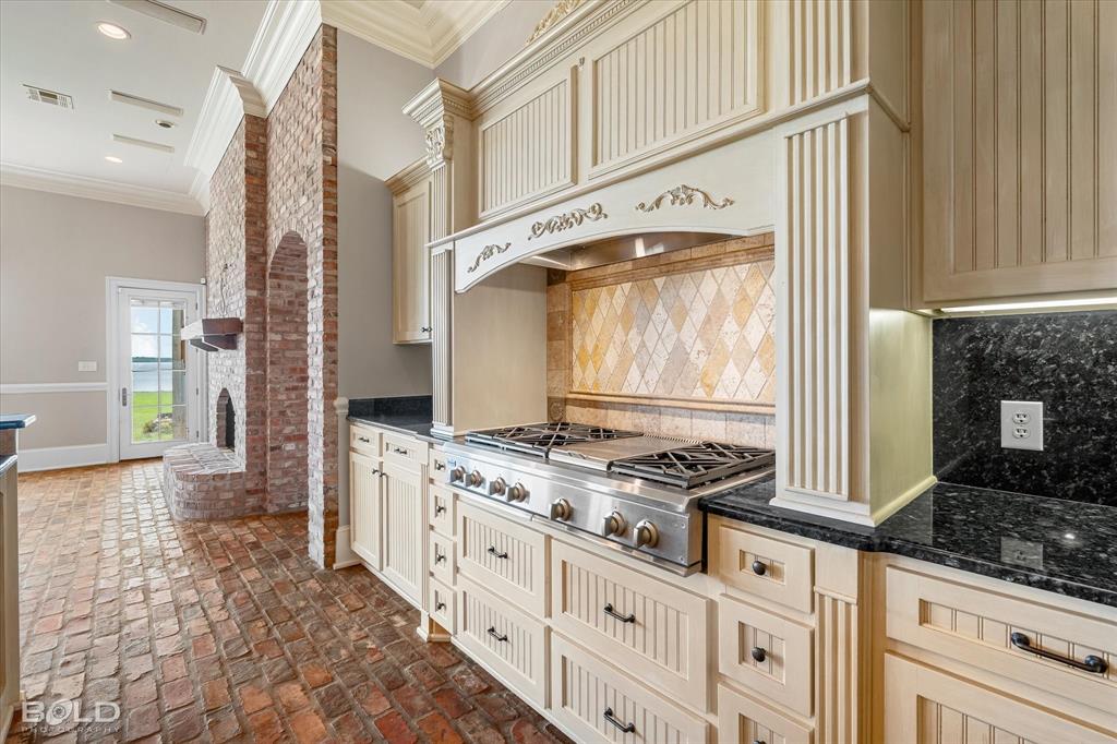 Ferry Lake Road - Residential