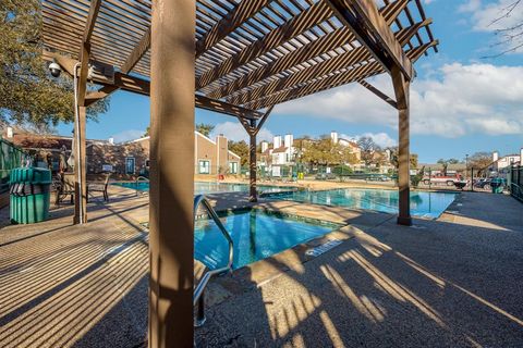 Tiny photo for 2310 Balsam Drive #B106, Arlington, TX 76006 (MLS # 21210249)