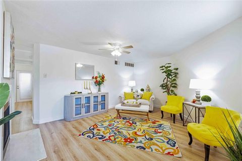 Tiny photo for 2310 Balsam Drive #B106, Arlington, TX 76006 (MLS # 21210249)