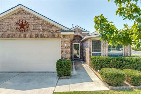 Photo of 1412 St Johns Drive, Van Alstyne, TX 75495 (MLS # 21365307)
