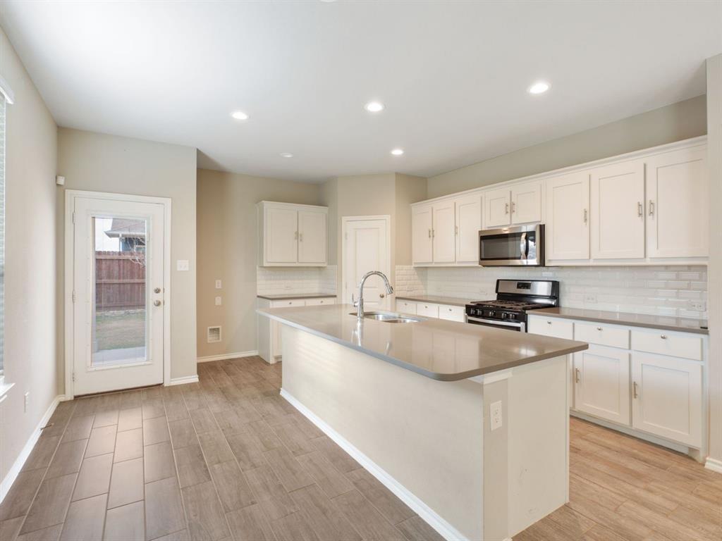 BRIARWOOD HILLS - Residential