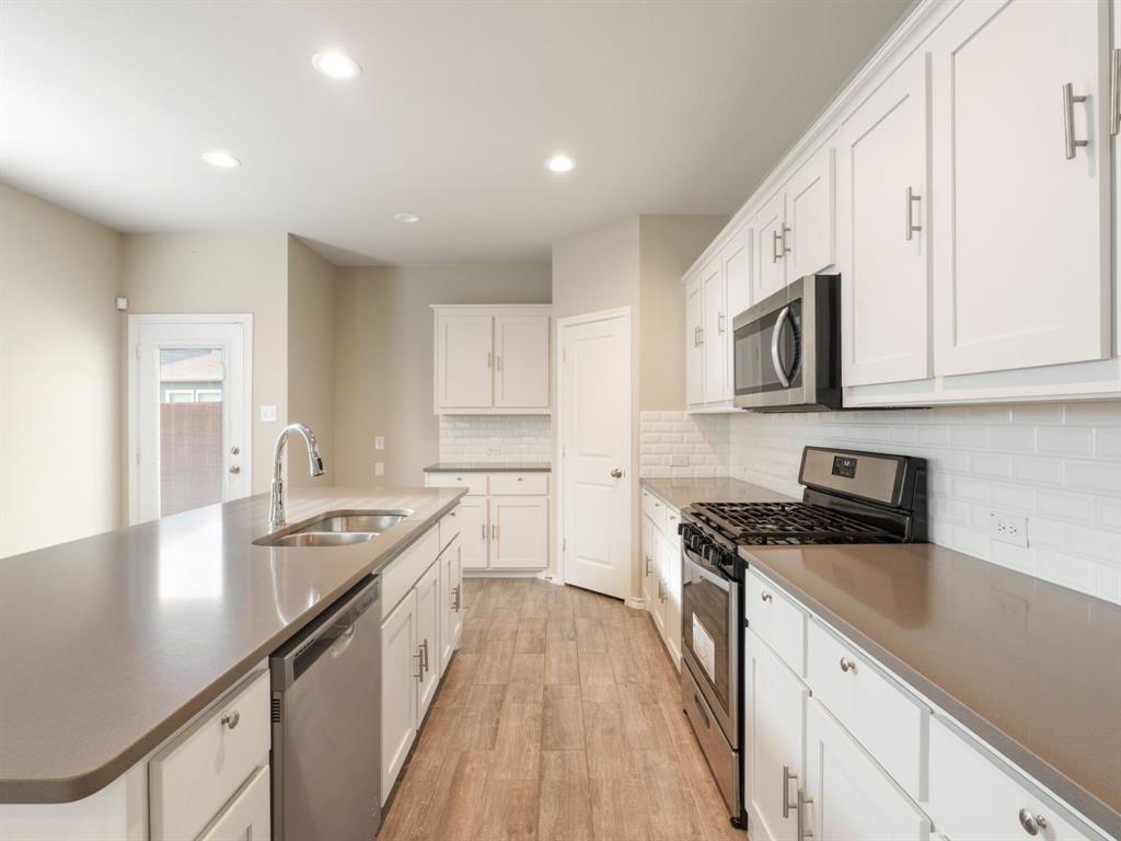 BRIARWOOD HILLS - Residential