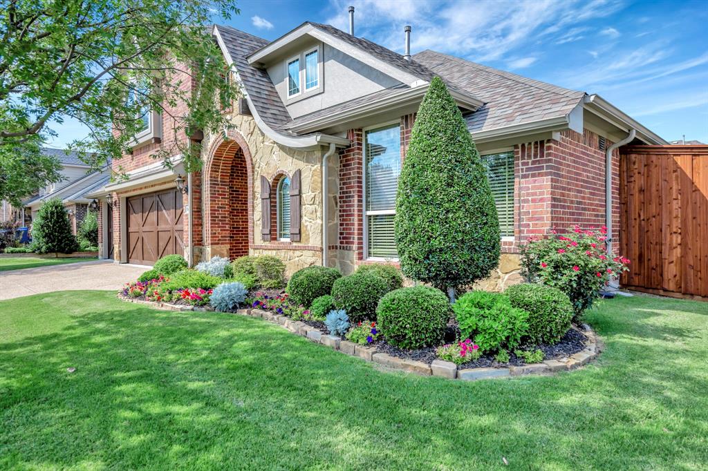 641 Livingston Drive