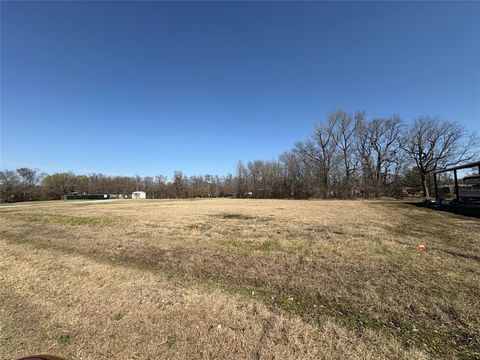 Lot 196 Section H Comanche Quitman TX 75783